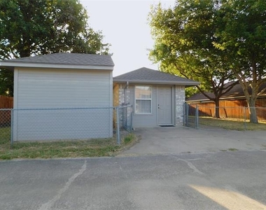 3109 N Bell Avenue - Photo Thumbnail 36