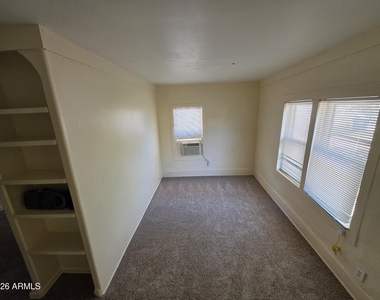 521 W 5th Street - Photo Thumbnail 6