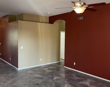 871 W Cherrywood Drive - Photo Thumbnail 9
