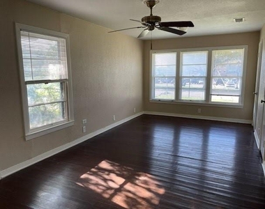 901 Uta Boulevard - Photo Thumbnail 1