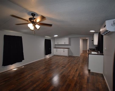 6000 Spring Creek - Photo Thumbnail 3