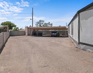 3801 N 23rd Drive - Photo Thumbnail 11