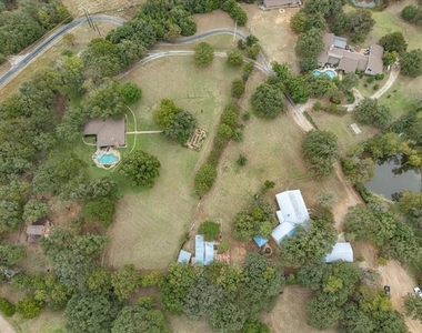 1025 Burchbury Trail - Photo Thumbnail 37
