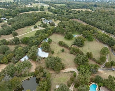 1025 Burchbury Trail - Photo Thumbnail 35