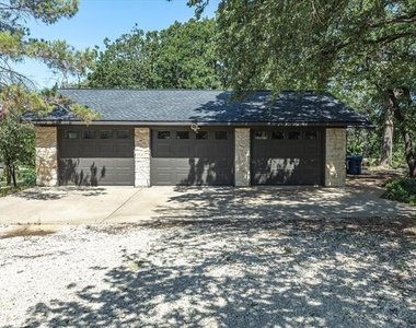 1025 Burchbury Trail - Photo Thumbnail 25