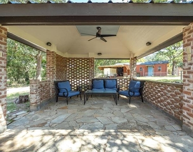 1025 Burchbury Trail - Photo Thumbnail 30