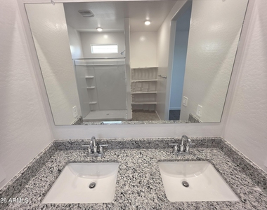 2844 W Shepperd Avenue - Photo Thumbnail 19