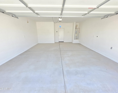 2844 W Shepperd Avenue - Photo Thumbnail 29