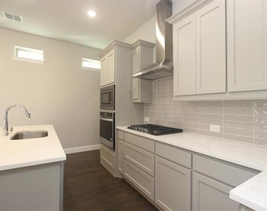 4127 Runway Mews - Photo Thumbnail 1