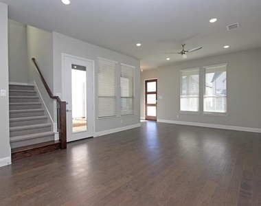 4127 Runway Mews - Photo Thumbnail 9