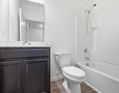5325 Stone Meadow Lane - Photo Thumbnail 11