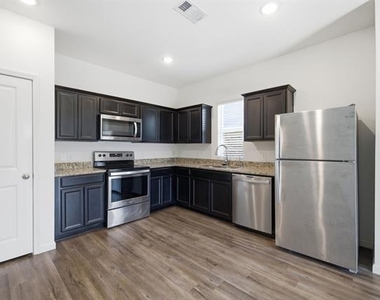 5325 Stone Meadow Lane - Photo Thumbnail 16