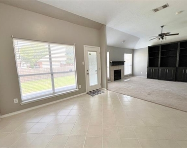 7700 Glenoaks Drive - Photo Thumbnail 7