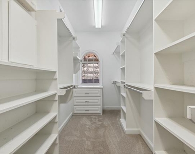 4120 Hawthorne Avenue - Photo Thumbnail 31