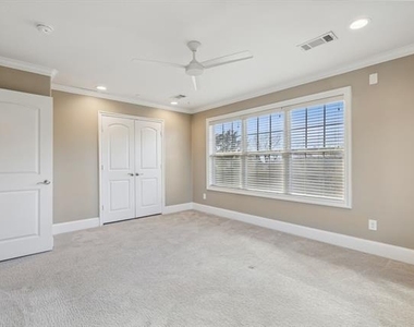 4120 Hawthorne Avenue - Photo Thumbnail 28