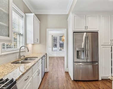 4120 Hawthorne Avenue - Photo Thumbnail 10