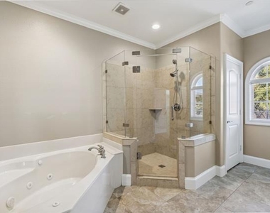 4120 Hawthorne Avenue - Photo Thumbnail 18