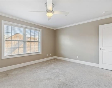 4120 Hawthorne Avenue - Photo Thumbnail 25