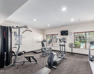 21320 N 56th Street - Photo Thumbnail 11