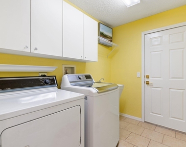 734 Winifred Way - Photo Thumbnail 24