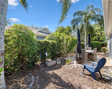 734 Winifred Way - Photo Thumbnail 3