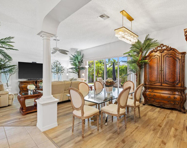 734 Winifred Way - Photo Thumbnail 7