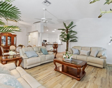 734 Winifred Way - Photo Thumbnail 17