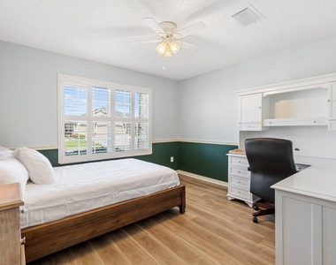 734 Winifred Way - Photo Thumbnail 18