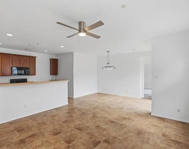 5924 Lost Valley Drive - Photo Thumbnail 4