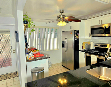 2002 Granada Drive - Photo Thumbnail 3