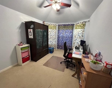 6039 Stanton Place - Photo Thumbnail 21