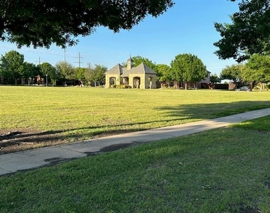 6039 Stanton Place - Photo Thumbnail 35