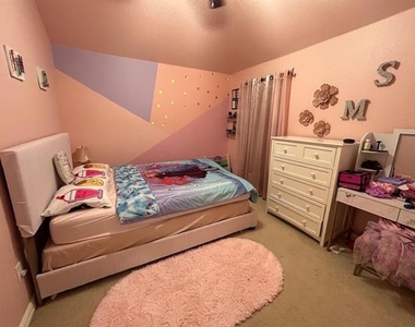 6039 Stanton Place - Photo Thumbnail 24