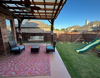 6039 Stanton Place - Photo Thumbnail 32