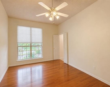 2737 Windswept Lane - Photo Thumbnail 7