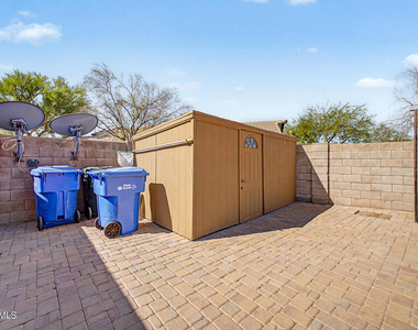 558 W Bluefield Avenue - Photo Thumbnail 32