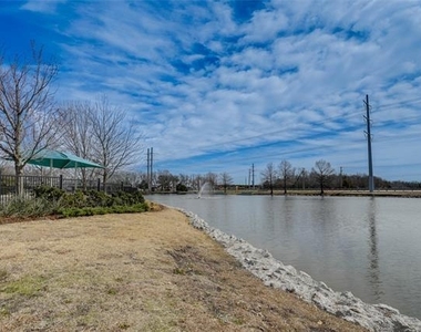 707 Gatecrest Drive - Photo Thumbnail 30