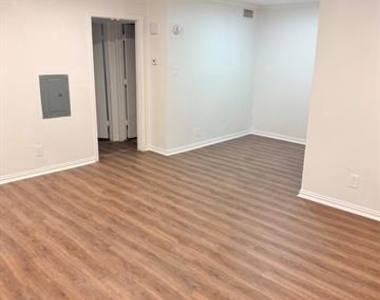 3925 Inwood Road - Photo Thumbnail 2