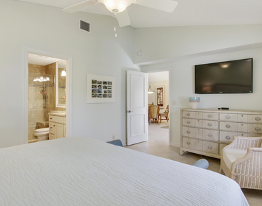 820 Club Drive - Photo Thumbnail 13