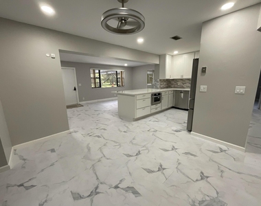 3208 A Road - Photo Thumbnail 13