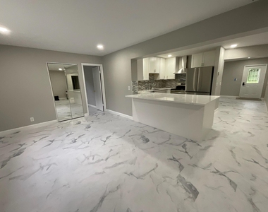 3208 A Road - Photo Thumbnail 11