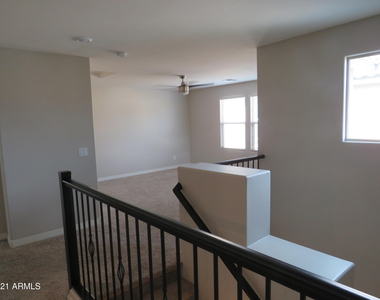 40537 W Helen Court - Photo Thumbnail 24