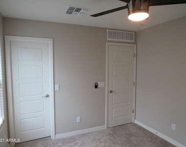 40537 W Helen Court - Photo Thumbnail 22