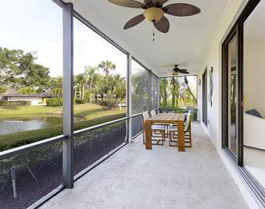 11818 Pebblewood Drive - Photo Thumbnail 7