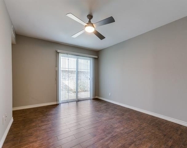 6707 Hillwood Lane - Photo Thumbnail 17