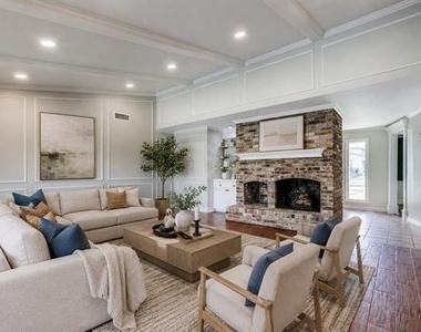 6707 Hillwood Lane - Photo Thumbnail 2