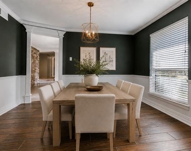 6707 Hillwood Lane - Photo Thumbnail 10