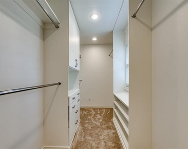 6707 Hillwood Lane - Photo Thumbnail 20