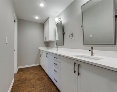 6707 Hillwood Lane - Photo Thumbnail 18