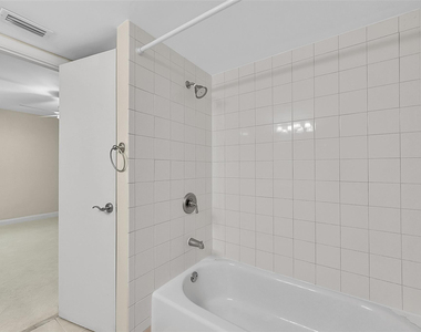 2518 Nw 89th Drive - Photo Thumbnail 20